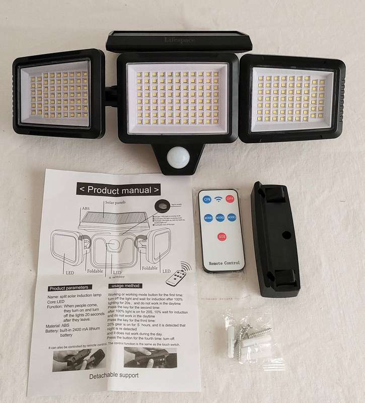 Lifespace 210 LED 300lm Solar Security Flood Light With 3 Heads