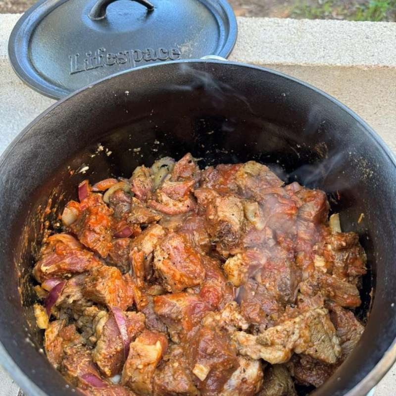 Lifespace Cast Iron No 3 Potjie Pot - 7,8lt