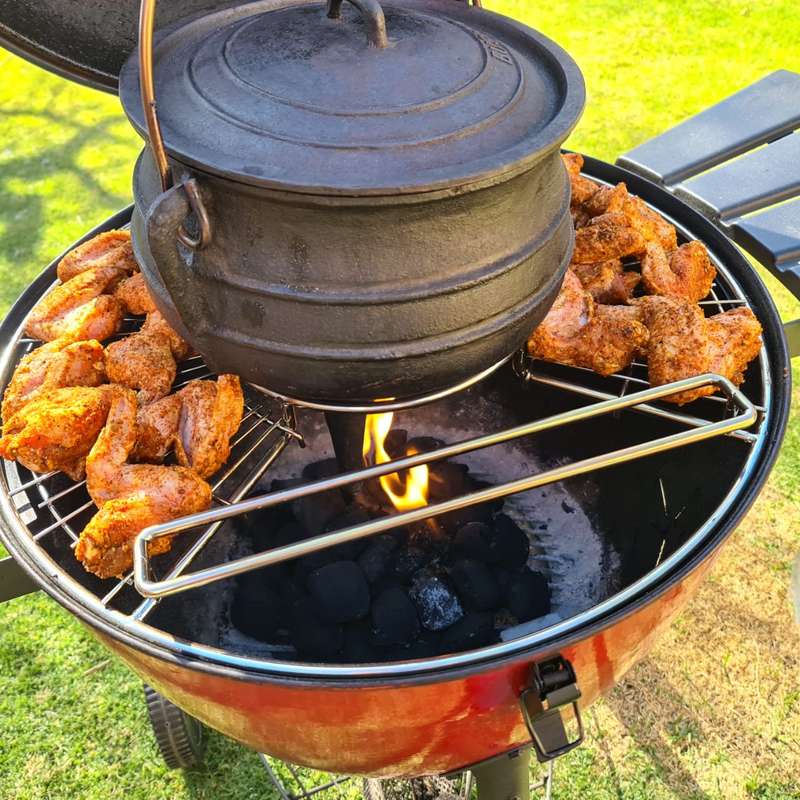 Lifespace Potjie Ring for 57cm Kettle Braai with 2 x Side Grids