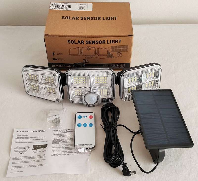 Lifespace 210 LED Solar Sensor Light with Three Heads