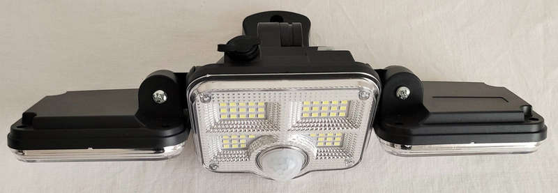 Lifespace 210 LED Solar Sensor Light with Three Heads