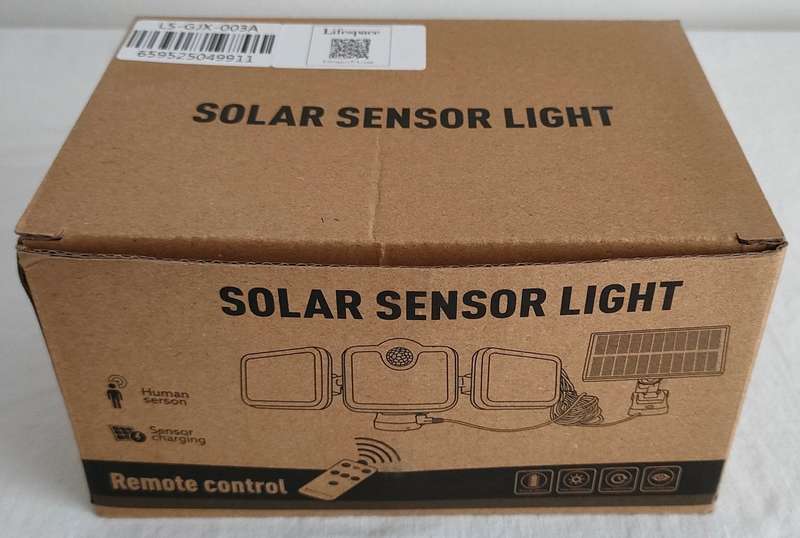 Lifespace 210 LED Solar Sensor Light with Three Heads