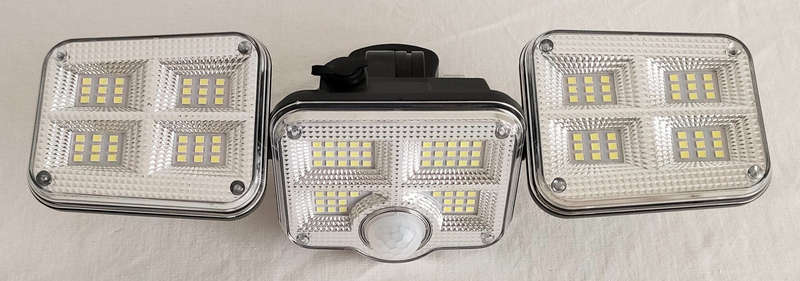 Lifespace 210 LED Solar Sensor Light with Three Heads