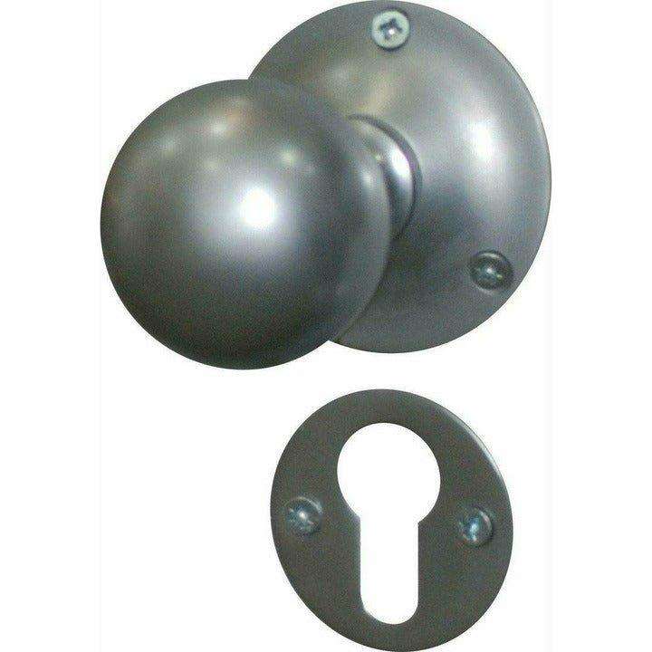 Round solid brass knob