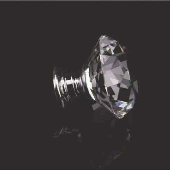 Diamond shape crystal knob with chrome base