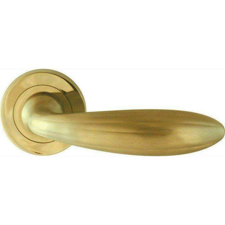 Solid brass rippled lever handle on rose