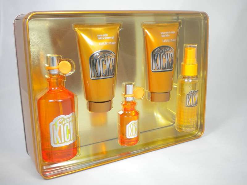 Liz Claiborne Curve Kicks  100ml Eau De Toilette Set