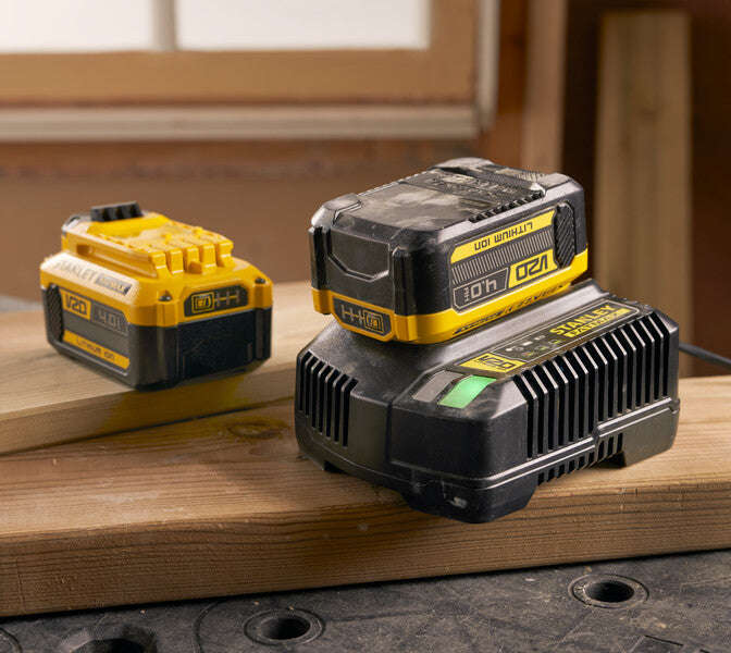 STANLEY FATMAX V20 4.0Ah Battery Pack | SFMCB204-XJ