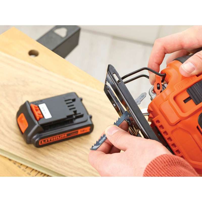 Black & Decker 18V Pendulum Jigsaw no battery or charge | BDCJS18N-XJ