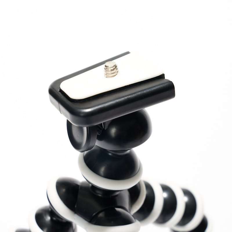 Cell Fixer Tripod Stand with Mobile Phone Holder Clip Z-02 Gorilla