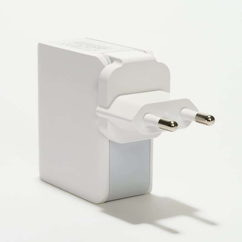 LDNIO 4-Port USB Auto-ID 4.4A Fast Charging Adapter & Lightning Charging Cable