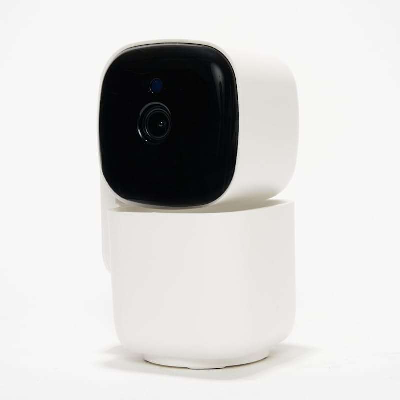 Surveilance IP Camera T200 2MEGA Smart Wifi HD 1080p IP Wireless Camera- White