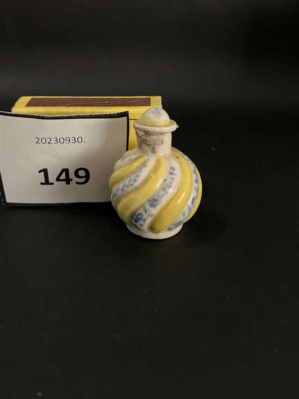 Bottle 'Porcelain' Yellow and Blue Miniature