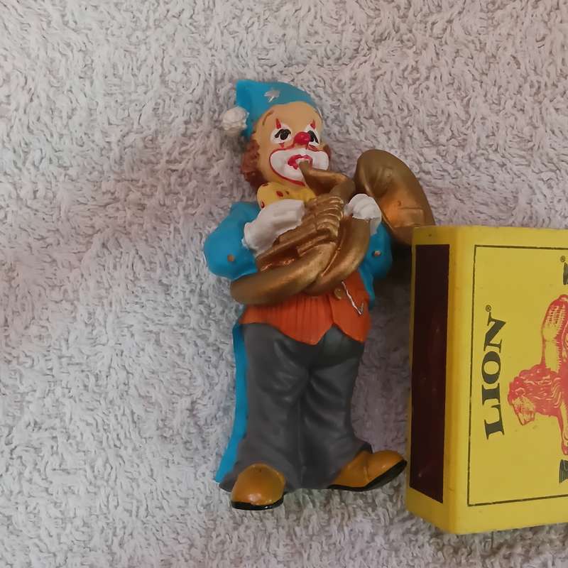 Clown Miniature
