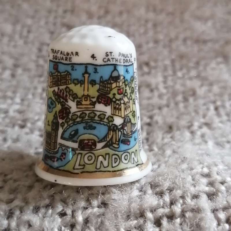 Thimble Souvenir London (suitable for Printer's Tray)