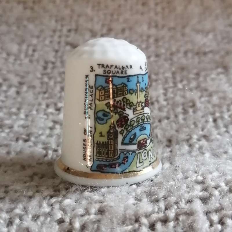 Thimble Souvenir London (suitable for Printer's Tray)
