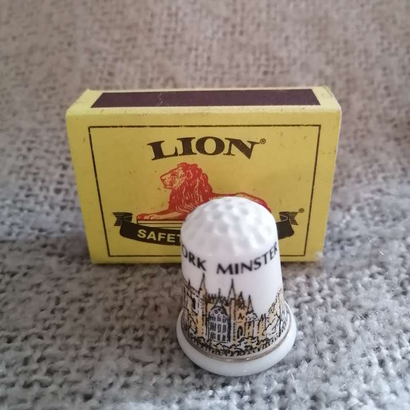 York Minster Souvenir Thimble (suitable for Printer's Tray)