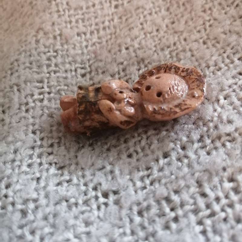 Ceramic Rustic Girl with Flower (Miniature, suitable for Printer's Tray)