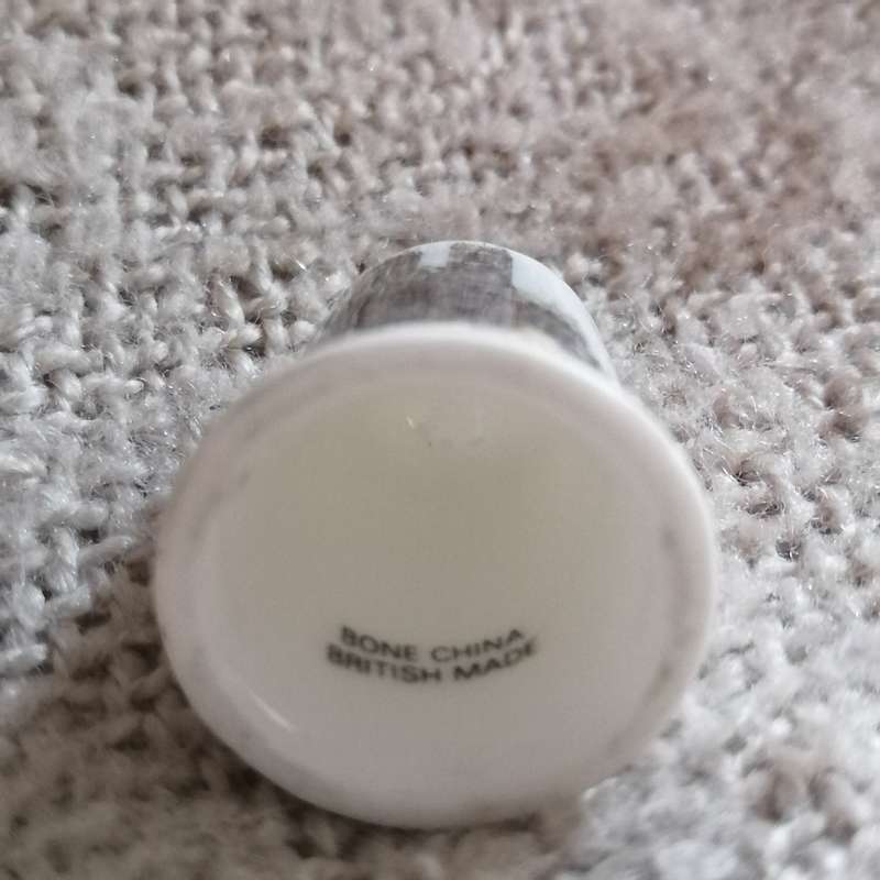 Thimble Souvenir Westminster (suitable for Printer's Tray)