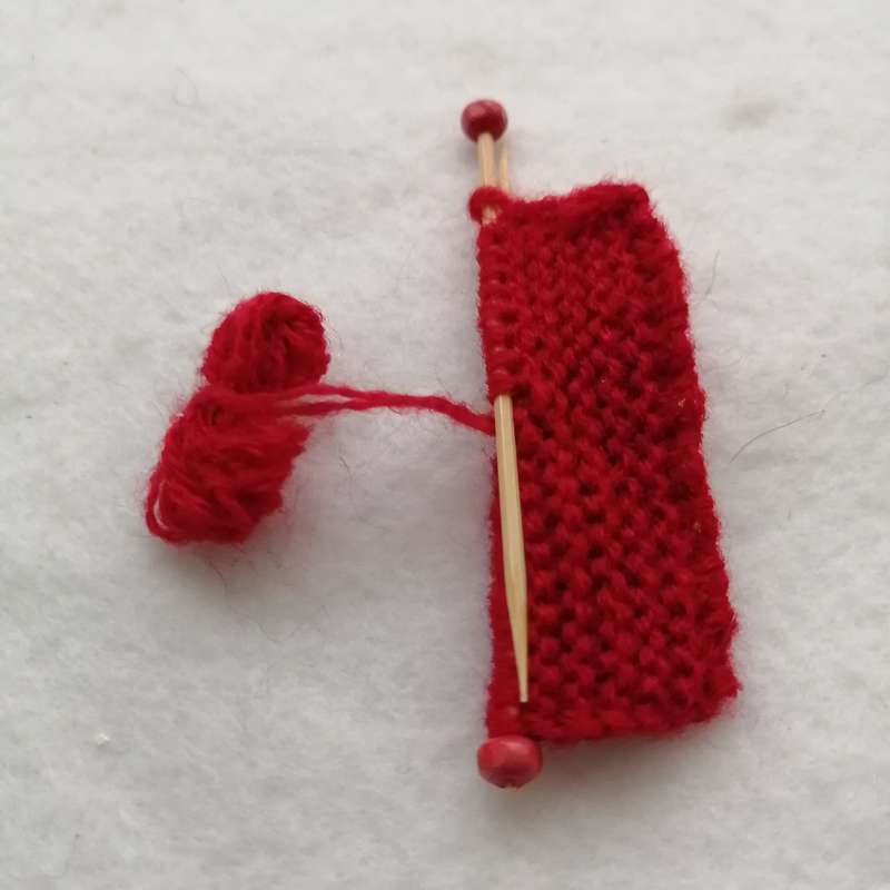 Red Knitting Wool Miniature, suitable for Printer's Tray