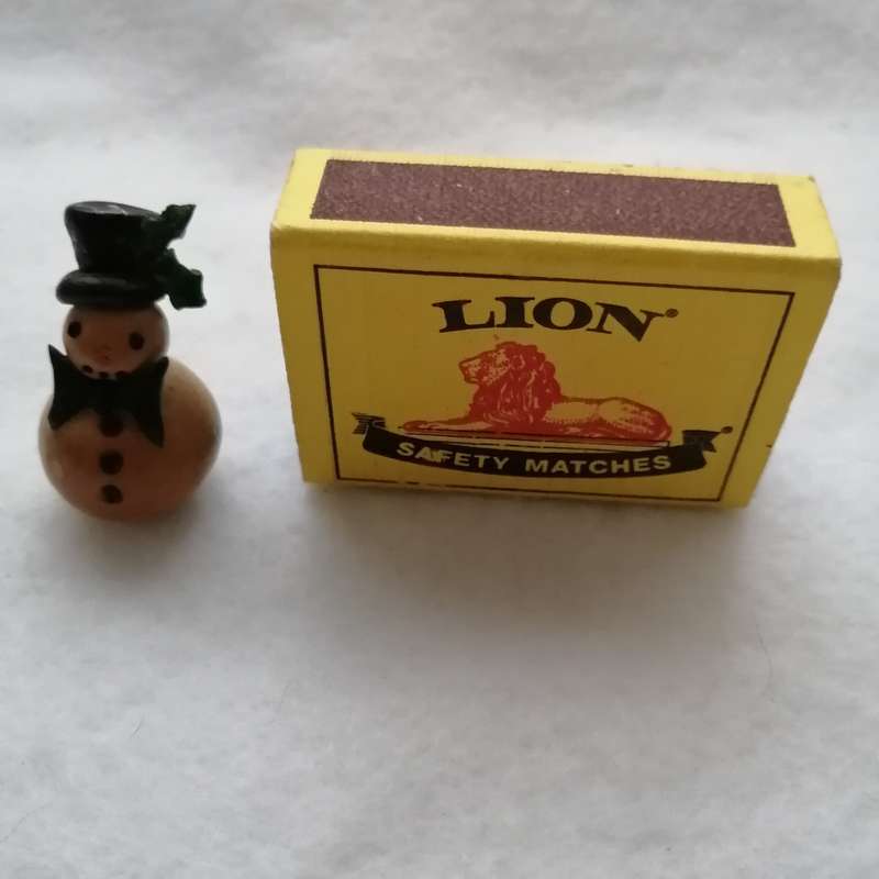 Wooden 'Snowman', Miniature