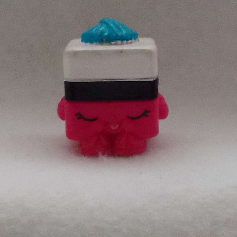 Shopkin Cake Miniature