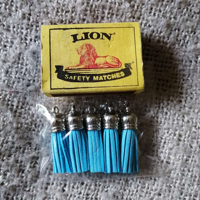 Leather Tassles (Blue)