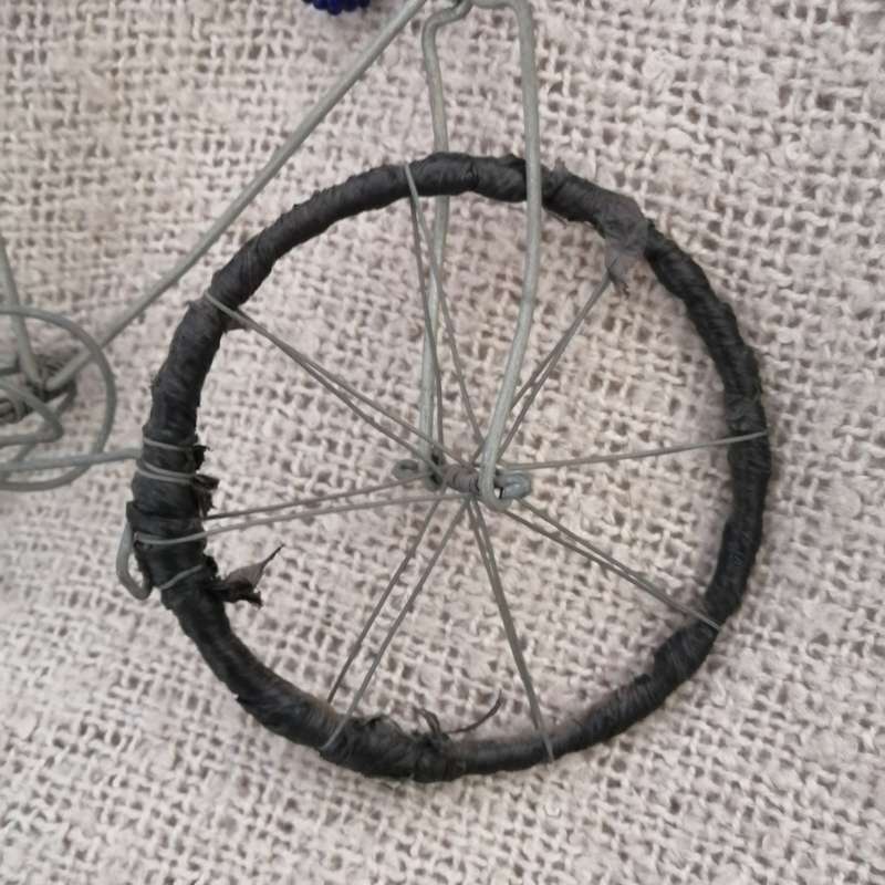Charming Wire Bicycle (Small)
