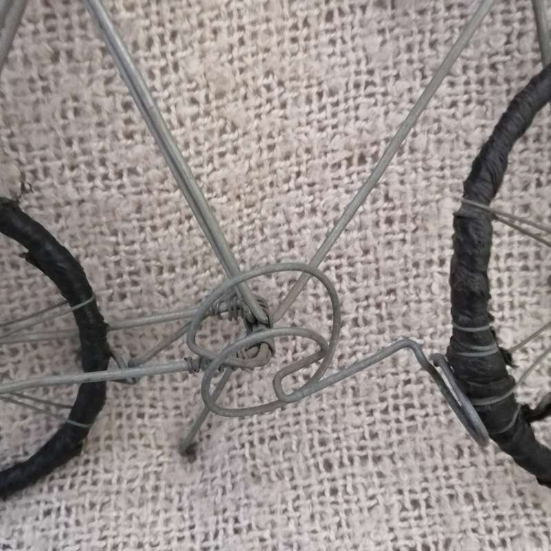 Charming Wire Bicycle (Small)
