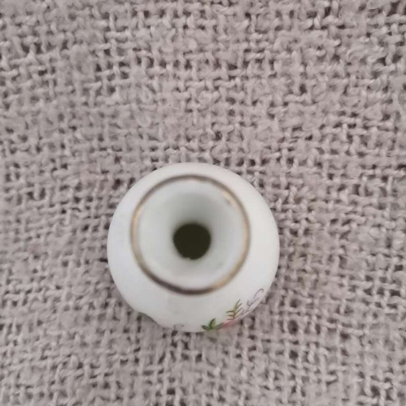 Pretty Floral White Vase (Miniature, suitable for printer's tray)