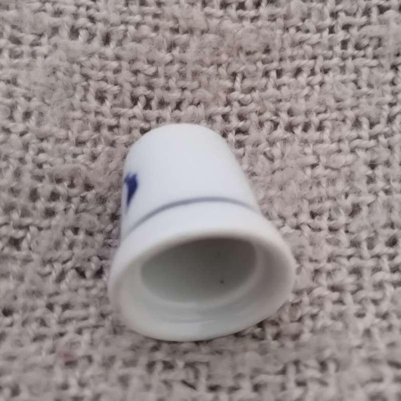 Thimble (like Delft, suitable for Printer's Tray)