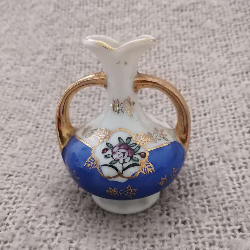 Colourful Flower Vase / Water Urn with Gold Handles (Miniature, suitable for printer's tray)