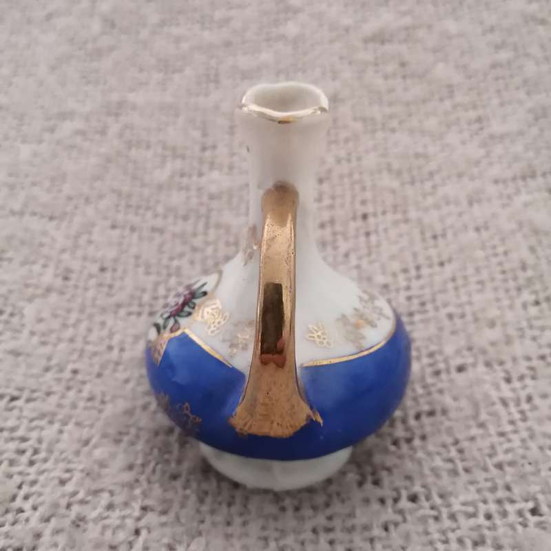 Colourful Flower Vase / Water Urn with Gold Handles (Miniature, suitable for printer's tray)