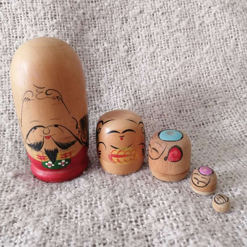 Painted Russian Dolls (5 layers)