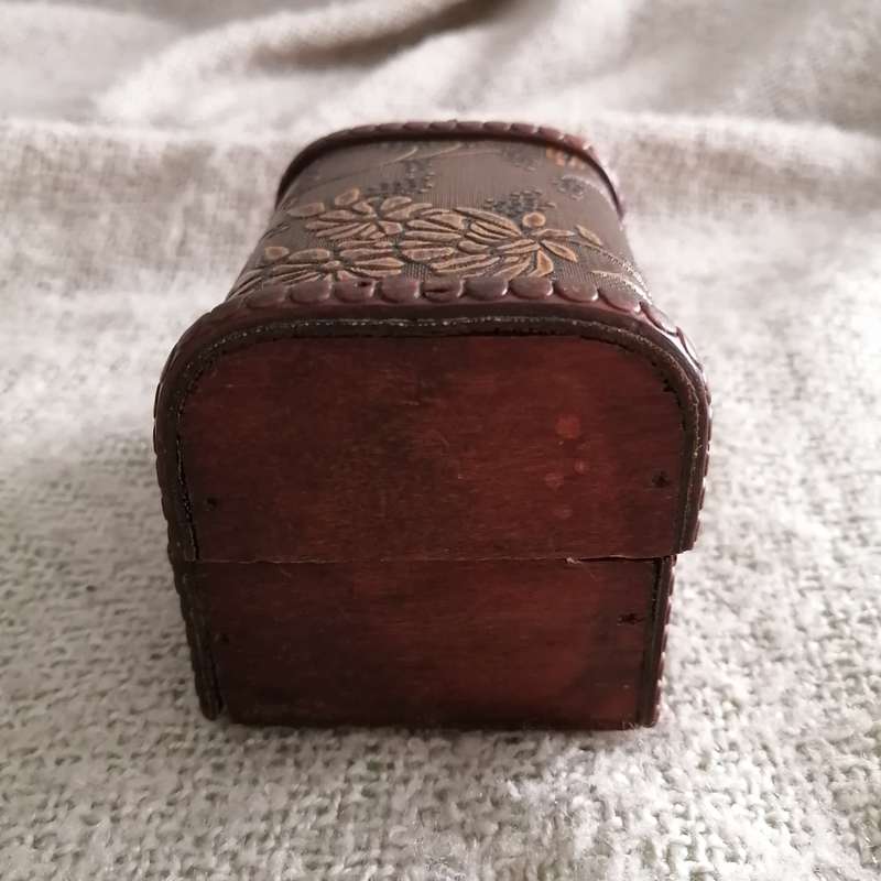 Wooden Treasure Chest (Miniature)