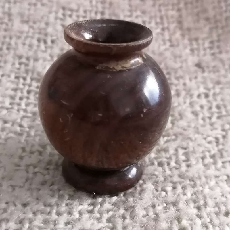 Wooden Urn Turned Glossy (Miniature, suitable for Printer's Tray)