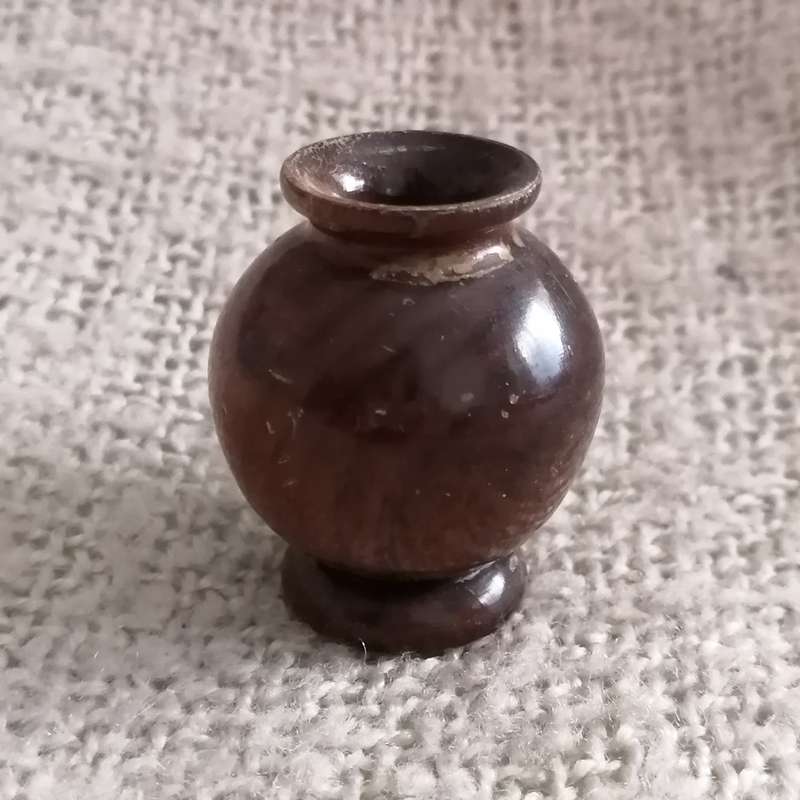 Wooden Urn Turned Glossy (Miniature, suitable for Printer's Tray)