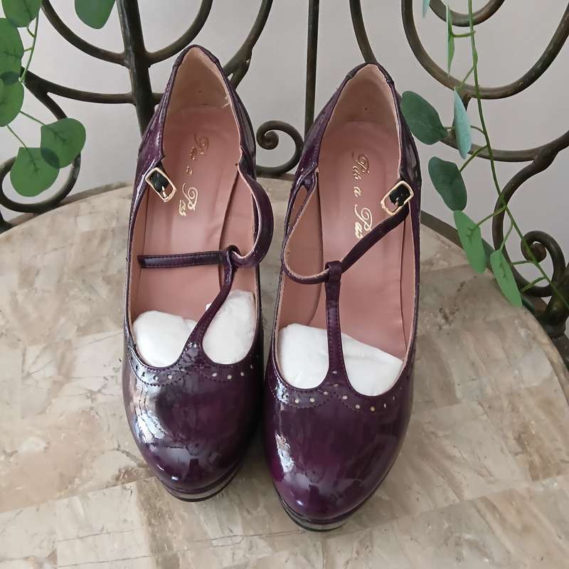 Shoes - Maroon Mary-Janes, Pas a Pas