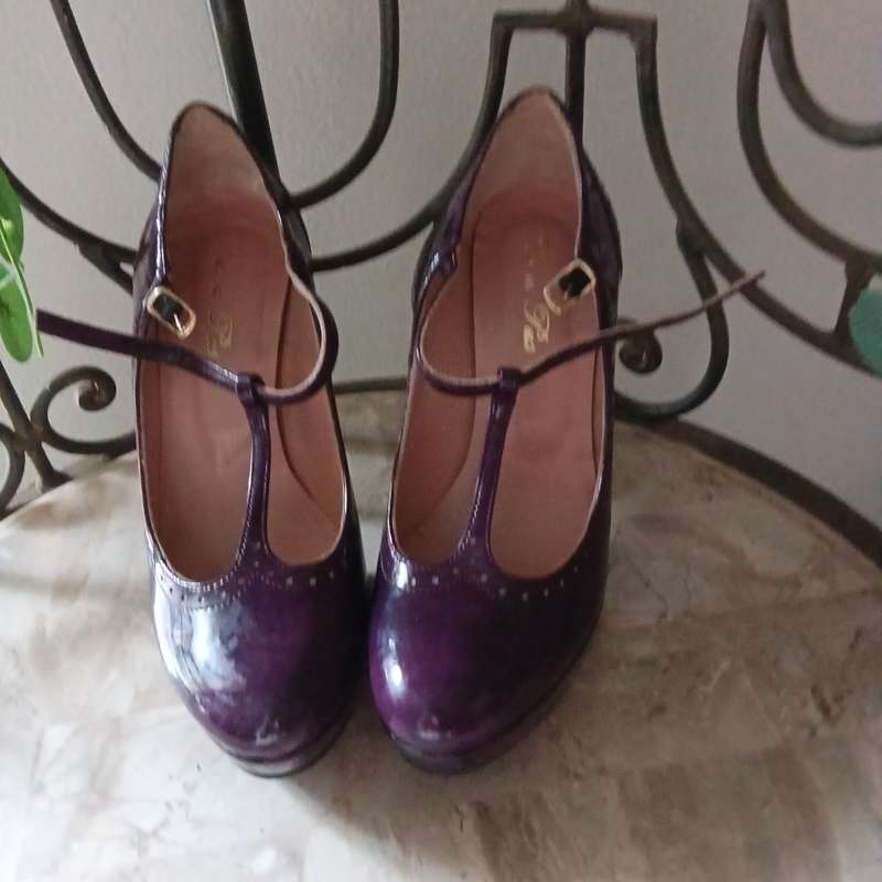 Shoes - Maroon Mary-Janes, Pas a Pas