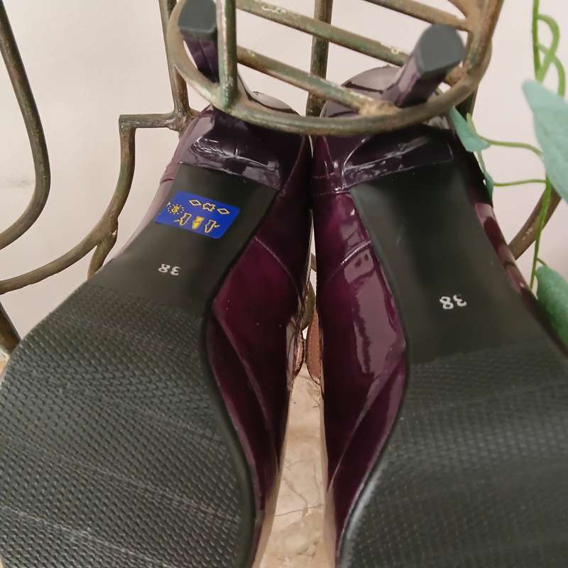 Shoes - Maroon Mary-Janes, Pas a Pas
