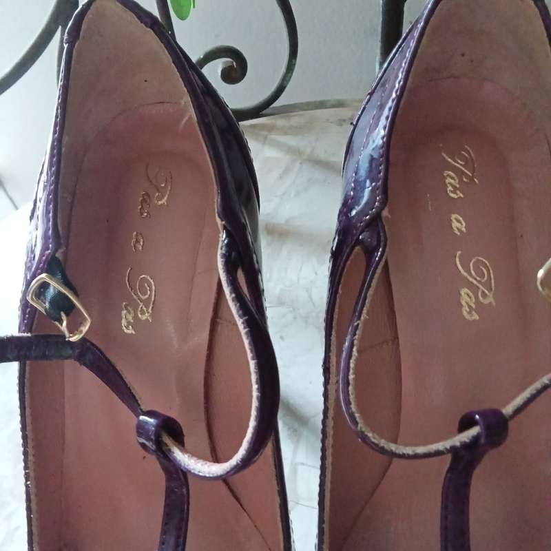 Shoes - Maroon Mary-Janes, Pas a Pas