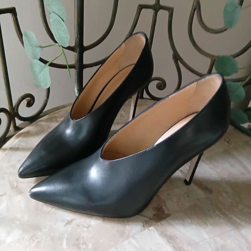 Shoes - Black Heel, Fjola