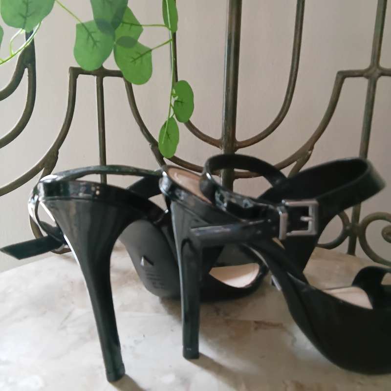 Shoes - Black Heel, Schutz