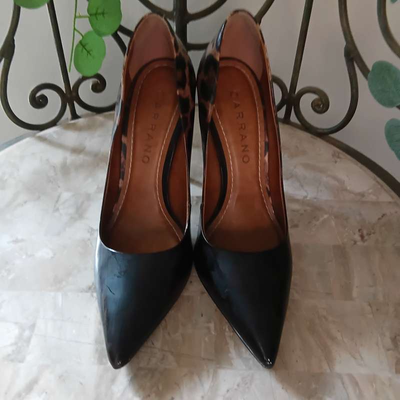 Shoes - Black/Animal Print Heel (Carrano)
