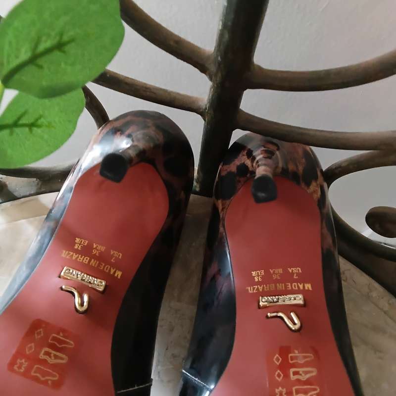 Shoes - Black/Animal Print Heel (Carrano)