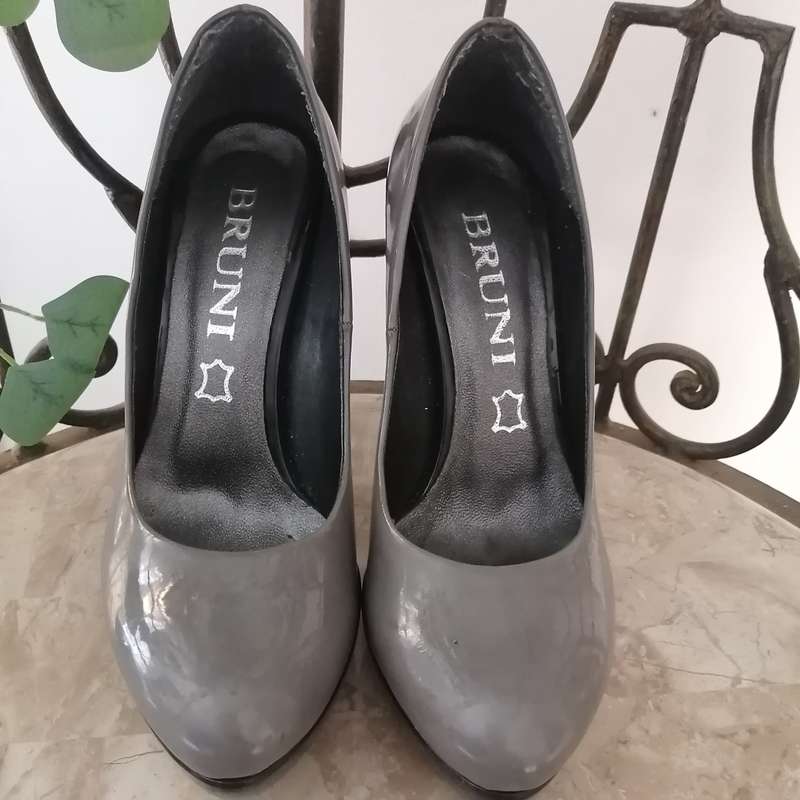 Shoes - Grey Heels, Bruni