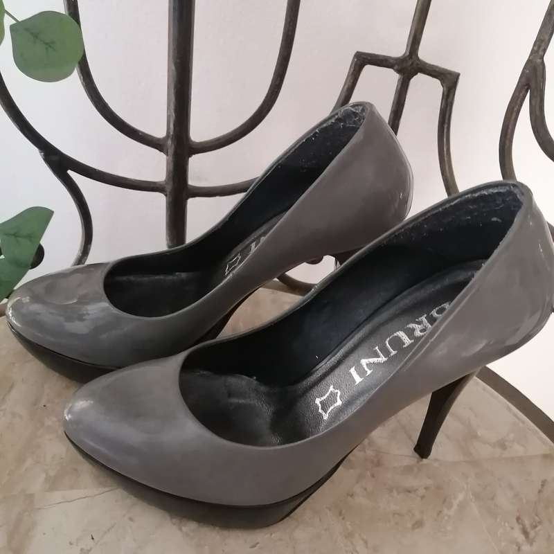 Shoes - Grey Heels, Bruni