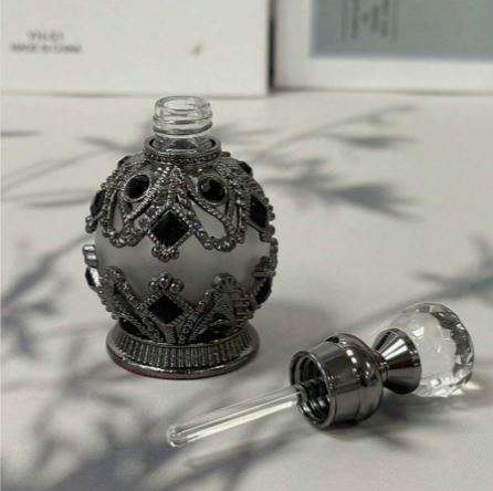 Vintage Diamond-Edged Cone-Shaped Glass Perfume Bottle 15ml