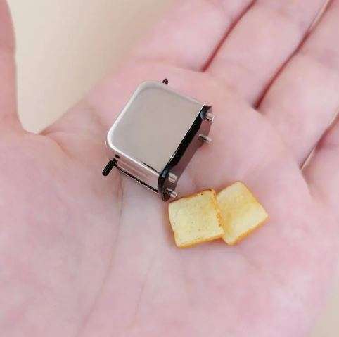 Silver Toaster & Toast (Miniature, suitable for Printer's Tray)