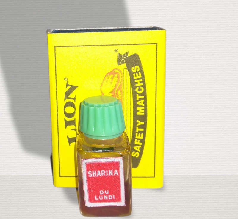 Miniature Perfume Bottle: Sharina du Lundi